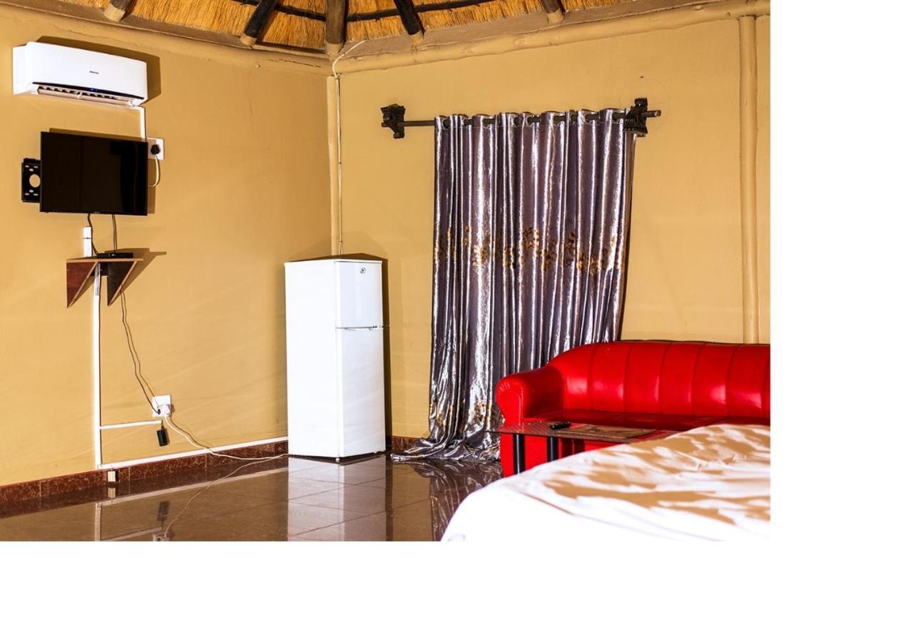 Msc Hotel Otjiwarongo Monitronics Екстериор снимка