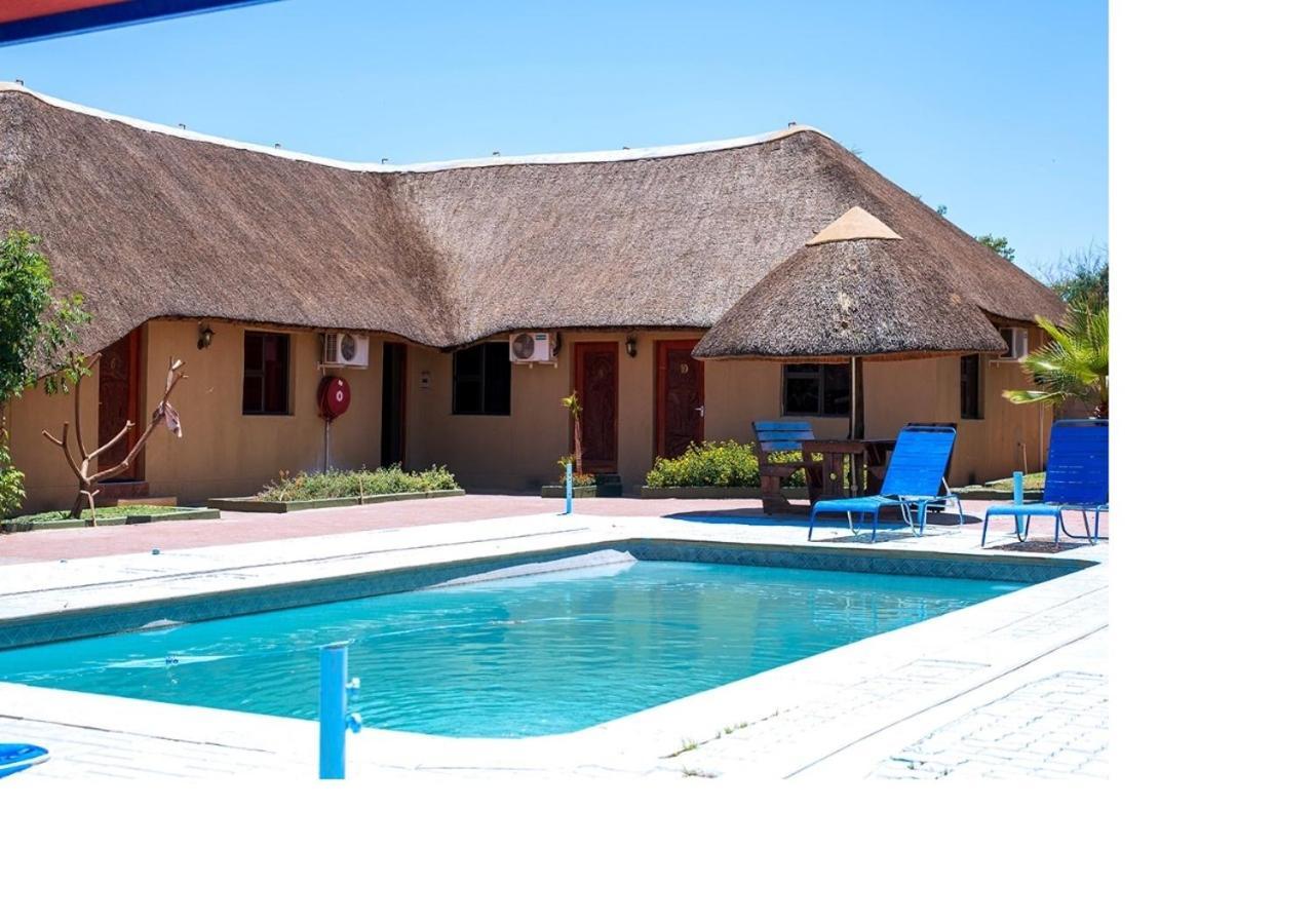 Msc Hotel Otjiwarongo Monitronics Екстериор снимка