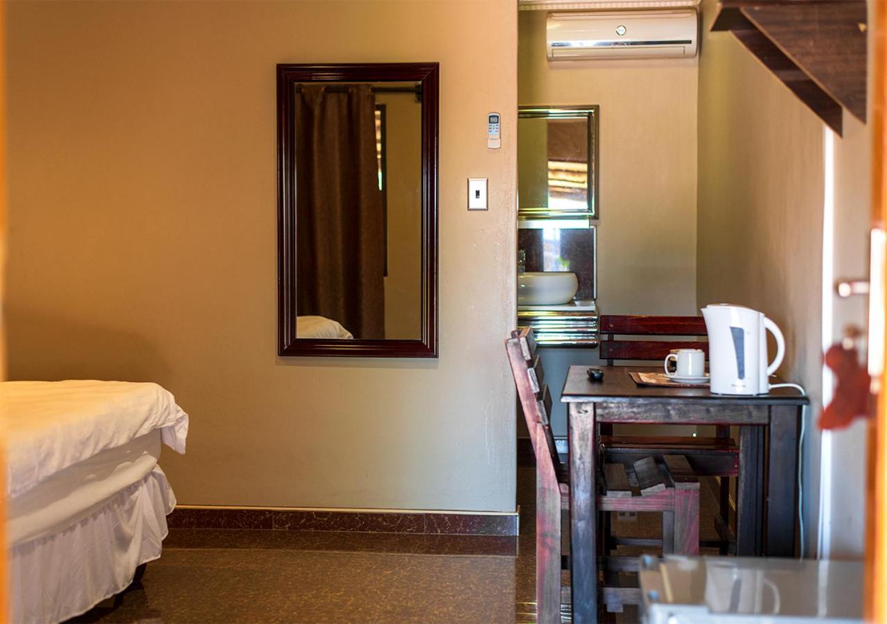 Msc Hotel Otjiwarongo Monitronics Екстериор снимка