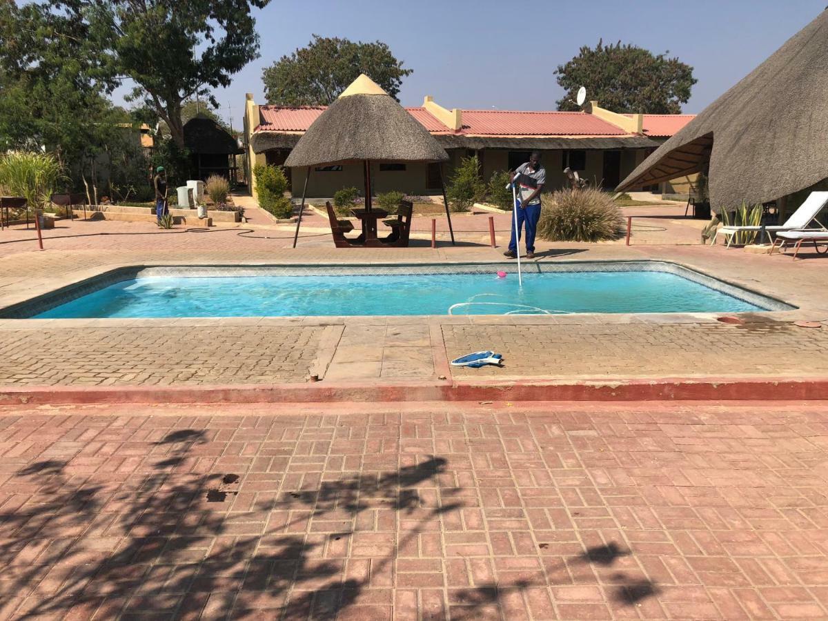 Msc Hotel Otjiwarongo Monitronics Екстериор снимка
